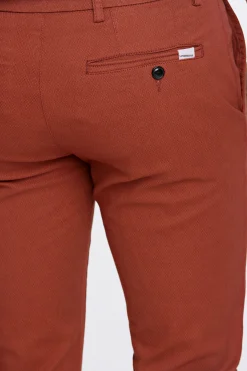 Chinos