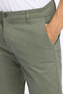Chinos