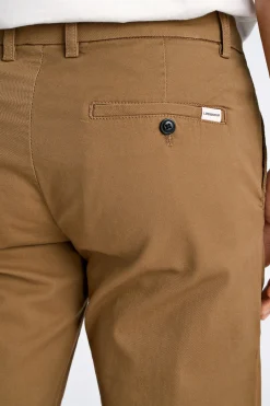 Chinos