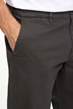 Chinos