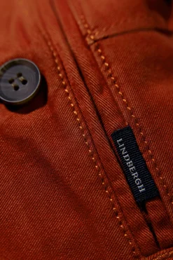 Chinos