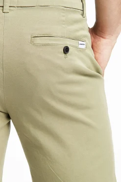 Chinosshorts