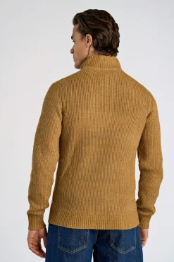 Half-zip