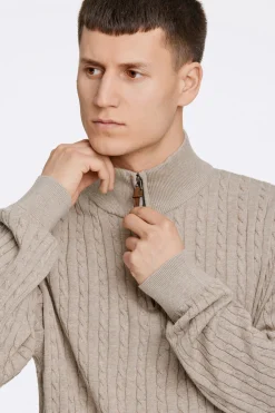 Half-zip