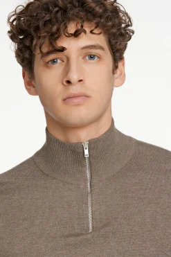 Half-zip