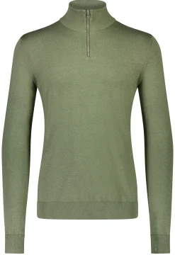 Half-zip