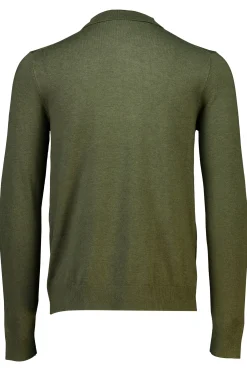Half-zip