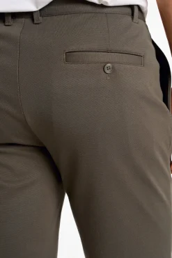 Performance shorts